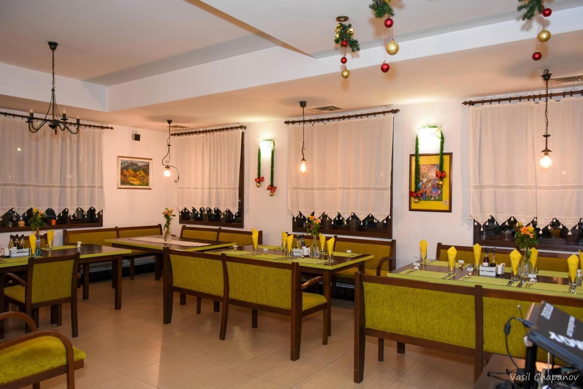 Family Hotel Bile Beli Osŭm Extérieur photo