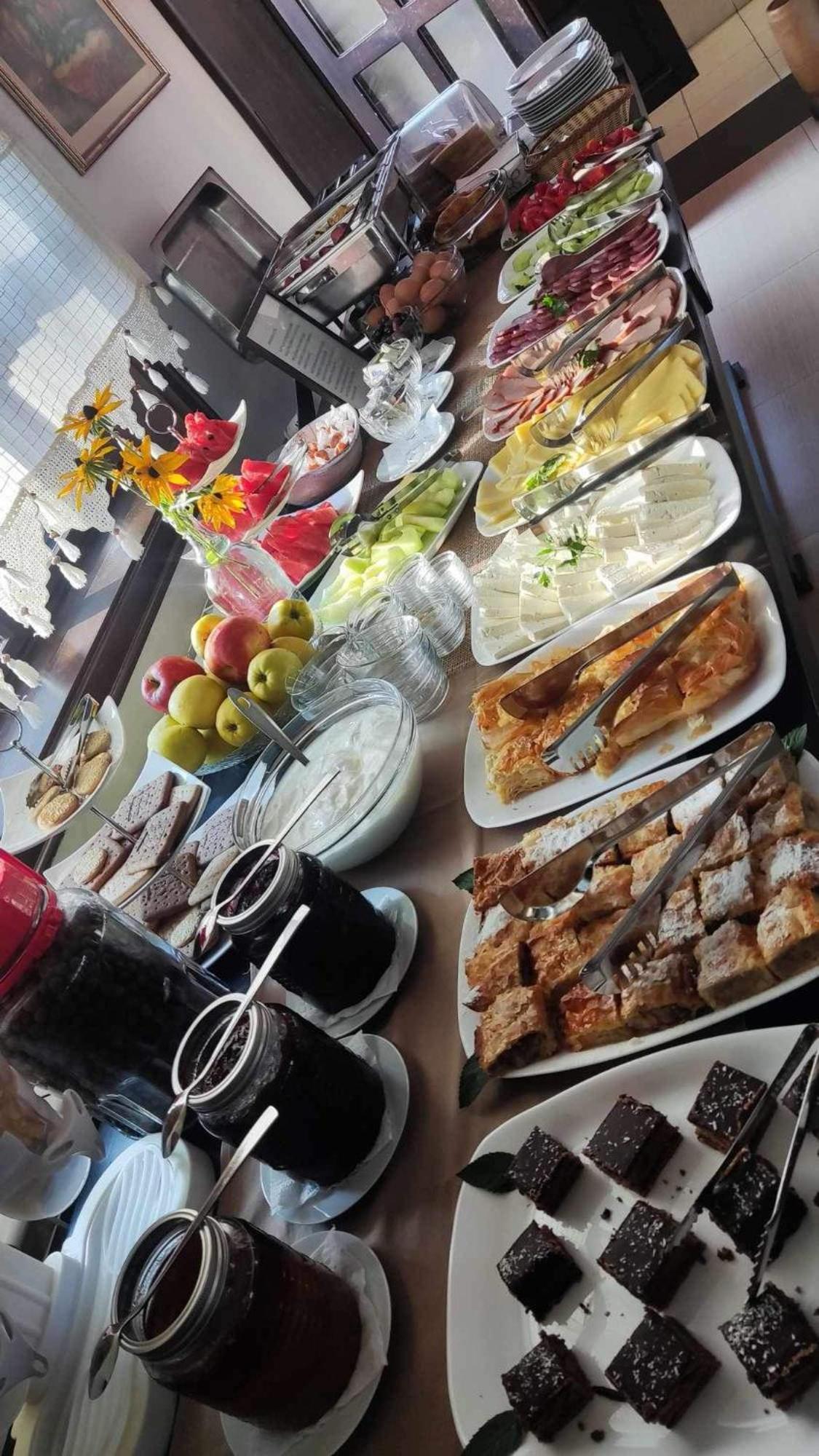 Family Hotel Bile Beli Osŭm Extérieur photo
