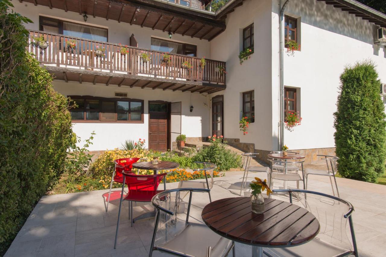Family Hotel Bile Beli Osŭm Extérieur photo
